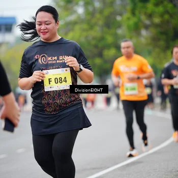 Runner Photo 8490354
