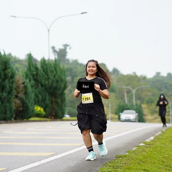 Runner Photo 8490415