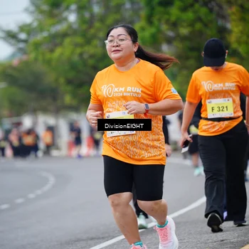 Runner Photo 8490436