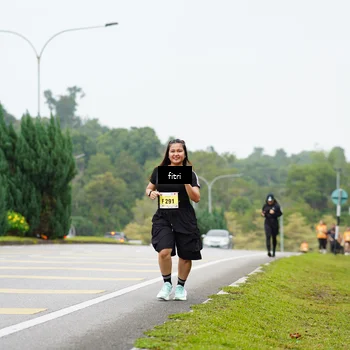 Runner Photo 8490455