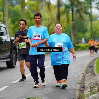 Runner Photo 8490476