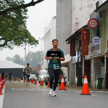 Runner Photo 8490528