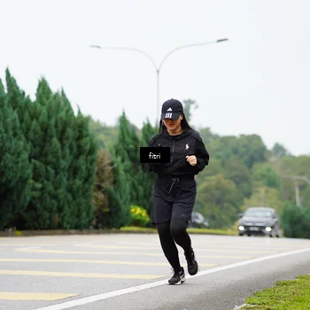 Runner Photo 8490536