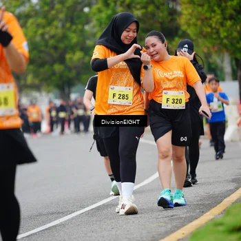 Runner Photo 8490587