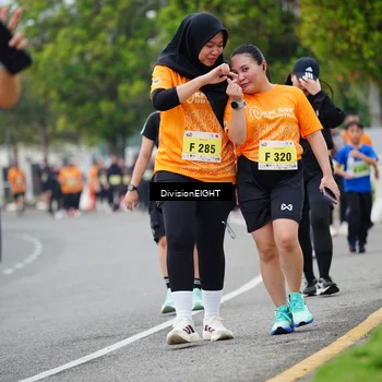 Runner Photo 8490613
