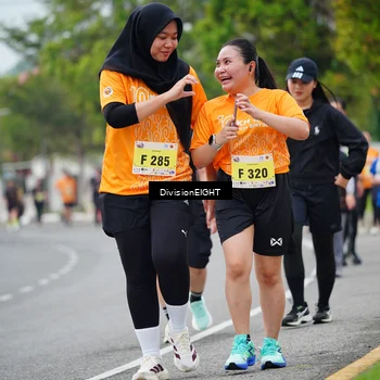 Runner Photo 8490655