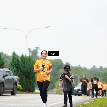 Runner Photo 8490664