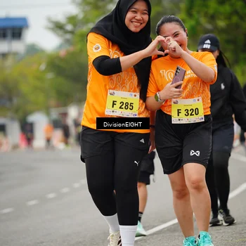 Runner Photo 8490677