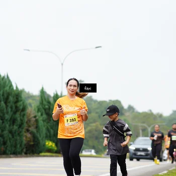 Runner Photo 8490683