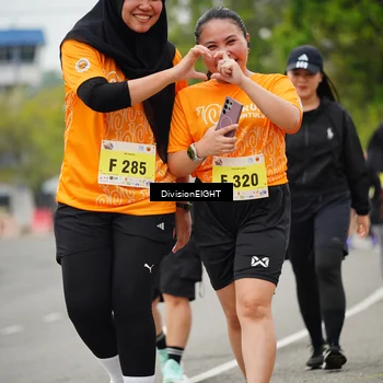 Runner Photo 8490694