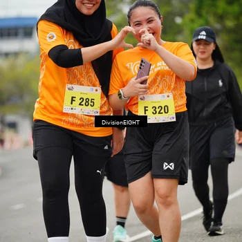 Runner Photo 8490703