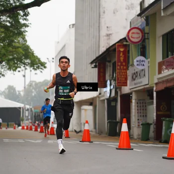 Runner Photo 8490757