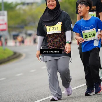 Runner Photo 8490805