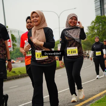 Runner Photo 8490852