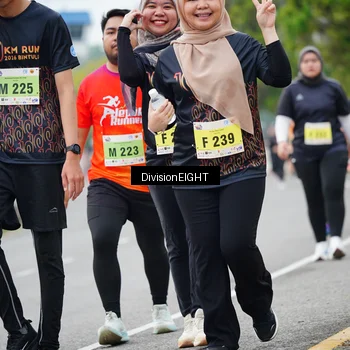 Runner Photo 8490900