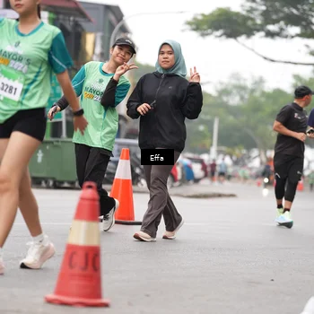Runner Photo 8490952