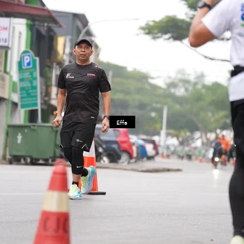 Runner Photo 8491011