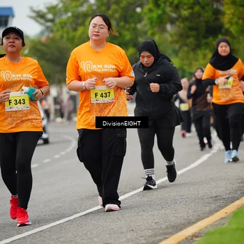 Runner Photo 8491023