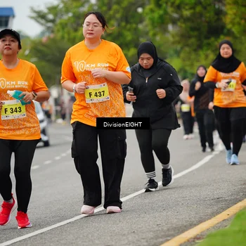 Runner Photo 8491024