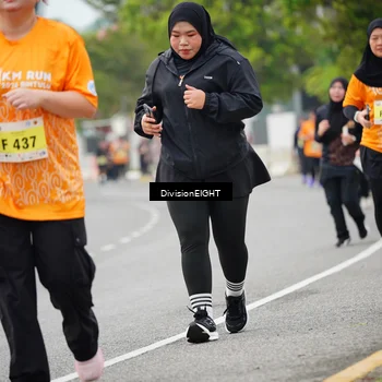 Runner Photo 8491054