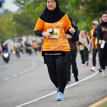 Runner Photo 8491199