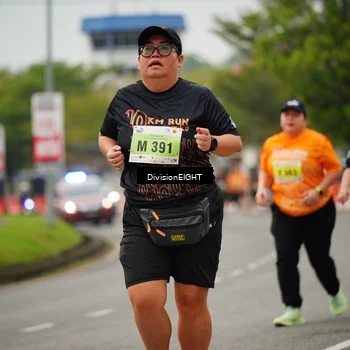 Runner Photo 8491724