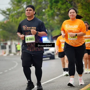 Runner Photo 8492011
