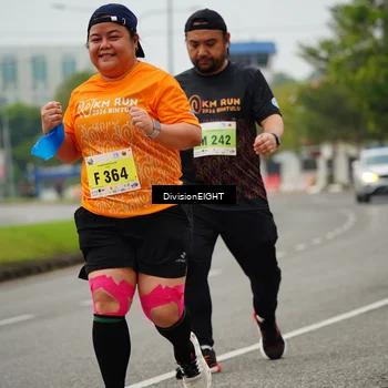 Runner Photo 8492028