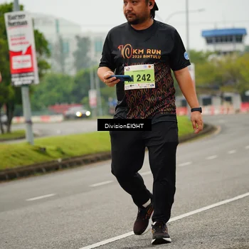 Runner Photo 8492066