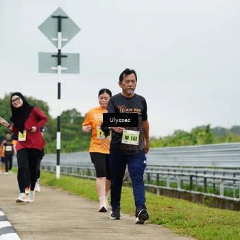 Runner Photo 8492100