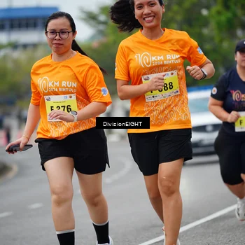 Runner Photo 8492115