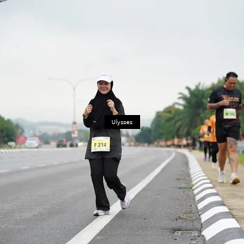 Runner Photo 8492374