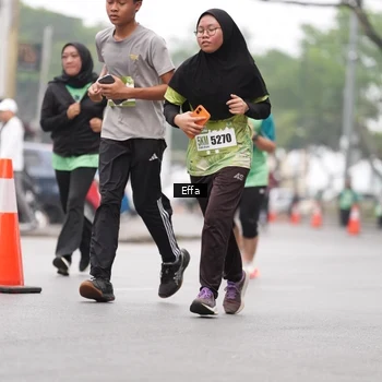 Runner Photo 8492529