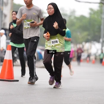 Runner Photo 8492533