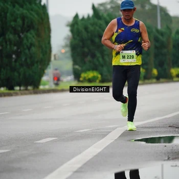 Runner Photo 8492535