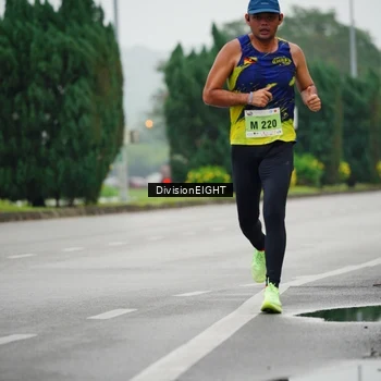 Runner Photo 8492563