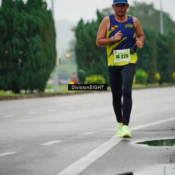 Runner Photo 8492571