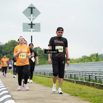 Runner Photo 8492574