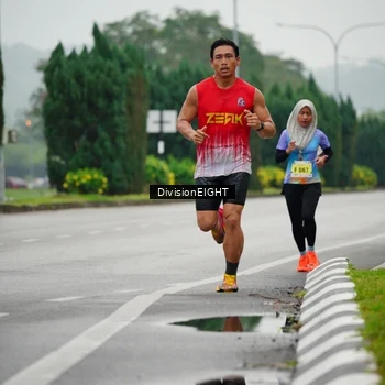 Runner Photo 8492576