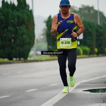 Runner Photo 8492583