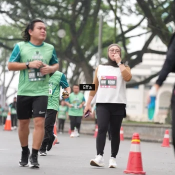 Runner Photo 8492587
