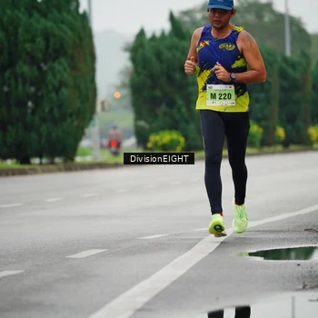 Runner Photo 8492601