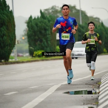 Runner Photo 8492626