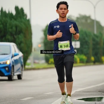 Runner Photo 8492655