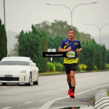 Runner Photo 8492724