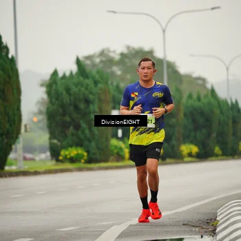Runner Photo 8492736