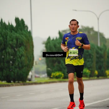 Runner Photo 8492766