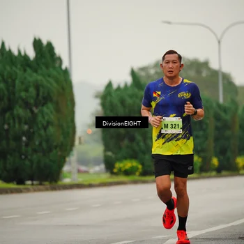 Runner Photo 8492768