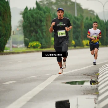 Runner Photo 8492776