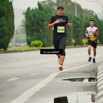Runner Photo 8492789
